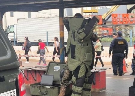 EM CAMPO GRANDE, HOMEM CAUSA TUMULTO NO TERMINAL MORENÃO COM 'BOMBA COMUNISTA'