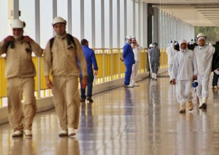 FRIGORÍFICO ABRE 150 VAGAS DE TRABALHO EM DOURADOS