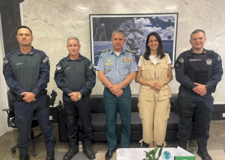 GIANNI NOGUEIRA VISITA BATALHÃO DA PM RURAL E REFORÇA IMPORTÂNCIA DA CORPORAÇÃO PARA O HOMEM DO CAMPO