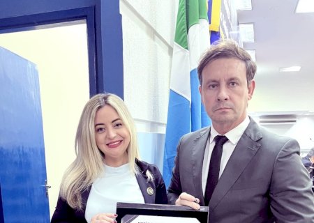 PERITA É RECONHECIDA POR ATUAÇÃO EM DEFESA DA CATEGORIA E CONQUISTA DE PRÊMIO DE INOVAÇÃO EM MS