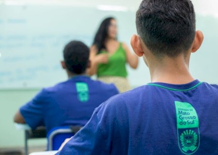 INSCRIÇÕES PARA CONTRATAÇÃO TEMPORÁRIA DE PROFESSORES VÃO ATÉ TERÇA-FEIRA