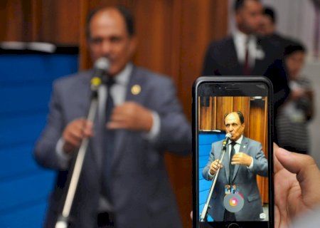 DEPUTADO ZÉ TEIXEIRA SOLICITA INFRAESTRUTURA PARA LAGUNA CARAPÃ