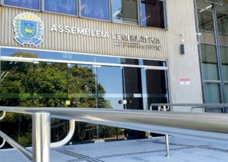 ASSEMBLEIA DE MS ABRE CONCURSO COM SALÁRIOS DE ATÉ R$ 8 MIL