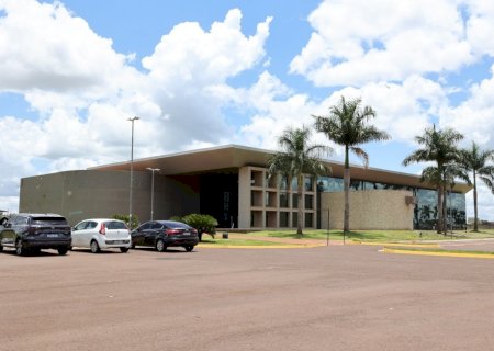 PREFEITURA LEVA TEMPORARIAMENTE A SECRETARIA DE CULTURA PARA O CENTRO DE CONVENÇÕES