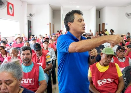 LANDMARK DEBATE REFORMA AGRÁRIA EM PLENÁRIA DA CUT COM LIDERANÇAS RURAIS