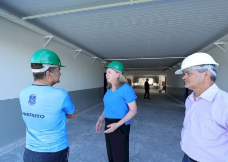 REFORMA DA ESCOLA AVANI AVANÇA E PREFEITO DESTACA QUALIDADE DOS SERVIÇOS