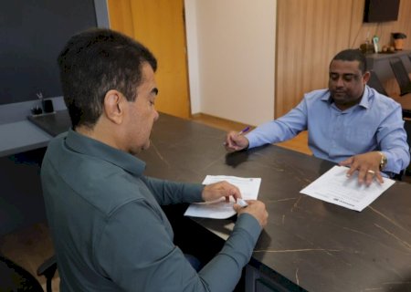 PREFEITURA DE DOURADOS COMEÇA EMPOSSAR PROFESSORES CONCURSADOS DA EDUCAÇÃO ESPECIAL