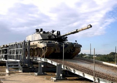 EXÉRCITO DEVE FAZER 'PONTE DE GUERRA' PARA SUBSTITUIR PONTE QUE CAIU NO RIO DO PEIXE