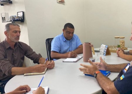 PREFEITURA  ENVOLVE ALUNOS DA REME EM AÇÕES EDUCATIVAS CONTRA A CHIKUNGUNYA