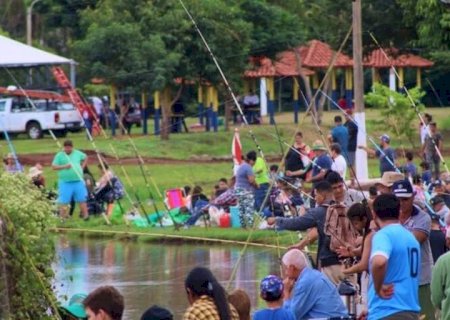 2ª FESTA DA PÁSCOA COMEÇA HOJE EM DOURADOS, COM PESCA LIBERADA PARA PCDS E IDOSOS
