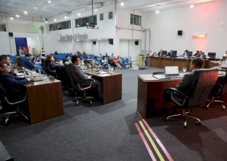 CÂMARA DE DOURADOS APROVA ‘DESENROLA TRIBUTOS’ COM 100% DE PERDÃO EM JUROS E MULTAS