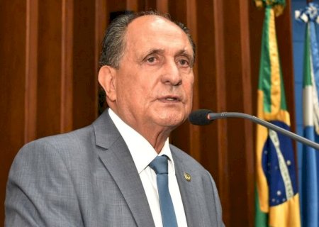 ZÉ TEIXEIRA DEFENDE ASFALTO NO ACESSO À ALDEIA E LAZER PARA DOURADOS
