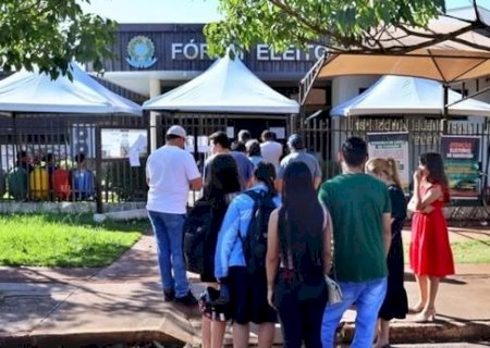PERTO DO FIM DO PRAZO, ELEITORES LOTAM CARTÓRIOS PARA PODER VOTAR EM OUTUBRO