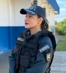 TENENTE-CORONEL GABRIELLA ASSUME O COMANDO DA PM EM DOURADOS E QUEBRA BARREIRAS NA SEGURANÇA PÚBLICA