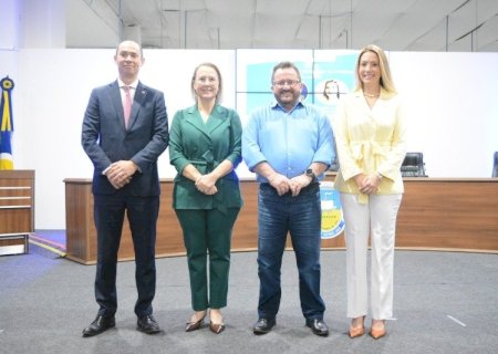 CÂMARA DE DOURADOS RECEBE CICLO DE PALESTRAS DO MPMS SOBRE DIREITOS DAS MULHERES NA POLÍTICA