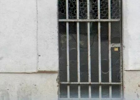 PM DESCOBRE SENHA SECRETA, INVADE BIQUEIRA E ESTRAGA O ESQUEMA DE GÊNIOS DO CRIME!