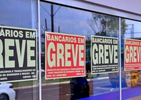 BANCÁRIOS EM GREVE 'FECHAM' AGÊNCIAS DA CAIXA ECONÔMICA FEDERAL EM DOURADOS