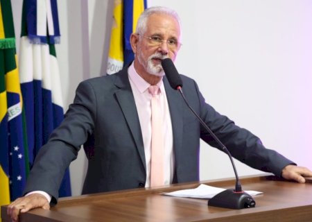 PROJETO DO VEREADOR SERGIO NOGUEIRA PROPÕE TROCA DE 'SINO' POR MÚSICA SUAVE PARA INCLUSÃO DE ALUNOS NAS ESCOLAS DE DOURADOS