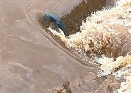 SANESUL AGUARDA MELHORA NO TEMPO PARA OBRA EM ADUTORA E PEDE ECONOMIA DE ÁGUA A MORADORES