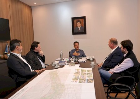 PREFEITO RECEBE PRESIDENTE DA FECOMÉRCIO E DISCUTE PARCERIAS PARA SAÚDE, EDUCAÇÃO E CULTURA